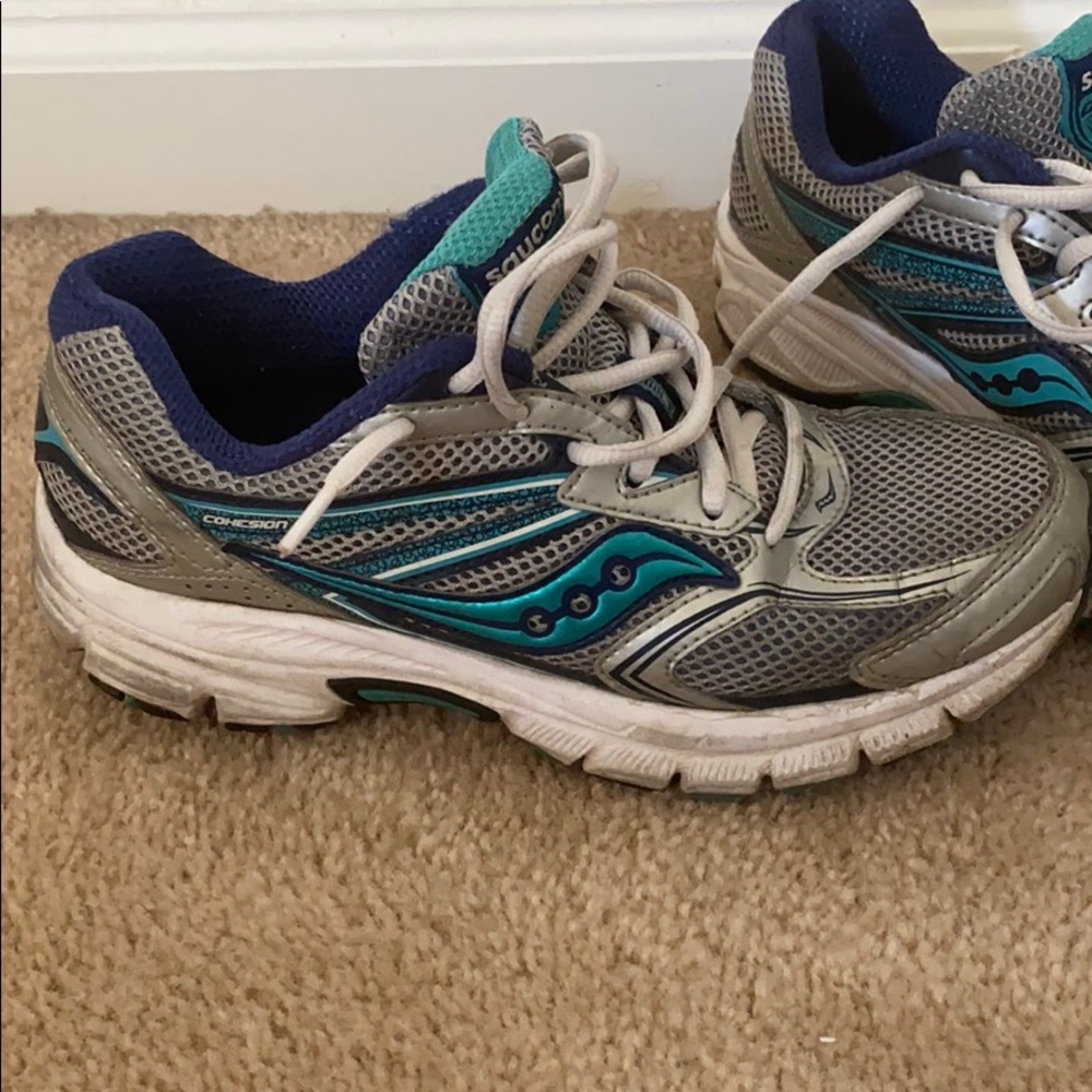 Women’s 6.5 Saucony Running Shoe